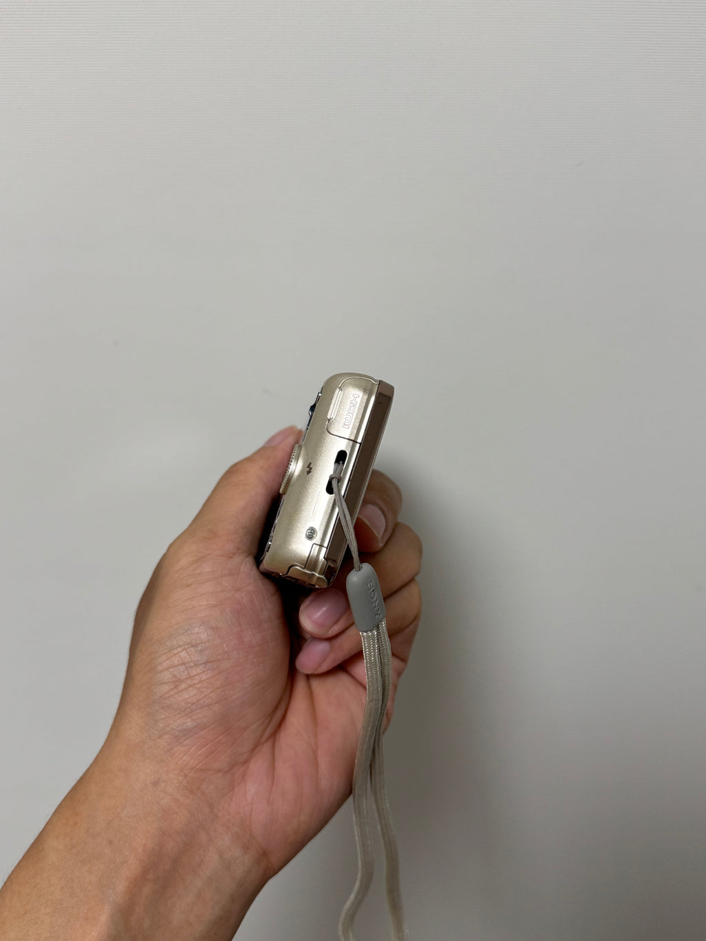 Sony Cyber-shot DSC-WX50 | Champagne Gold ✨ | 16.2MP Pocket CMOS Digicam [2012]