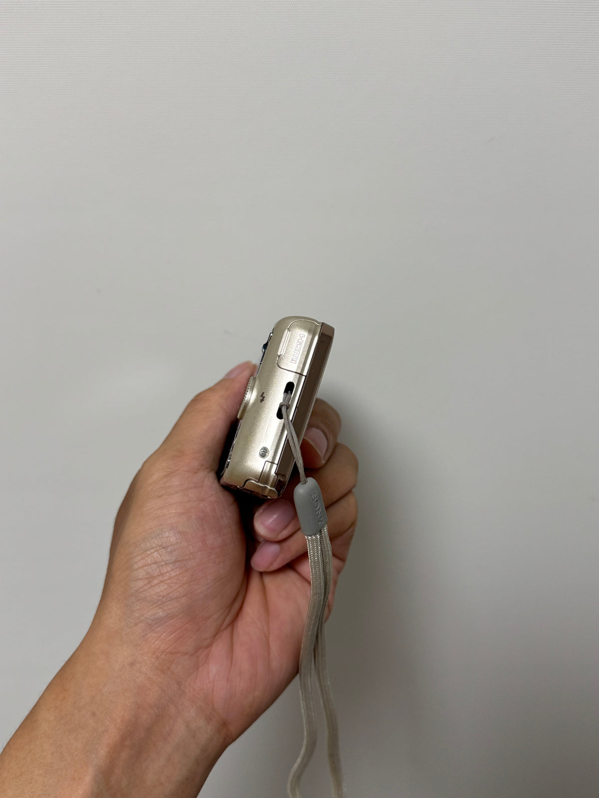 Sony Cyber-shot DSC-WX50 | Champagne Gold ✨ | 16.2MP Pocket CMOS Digicam [2012]