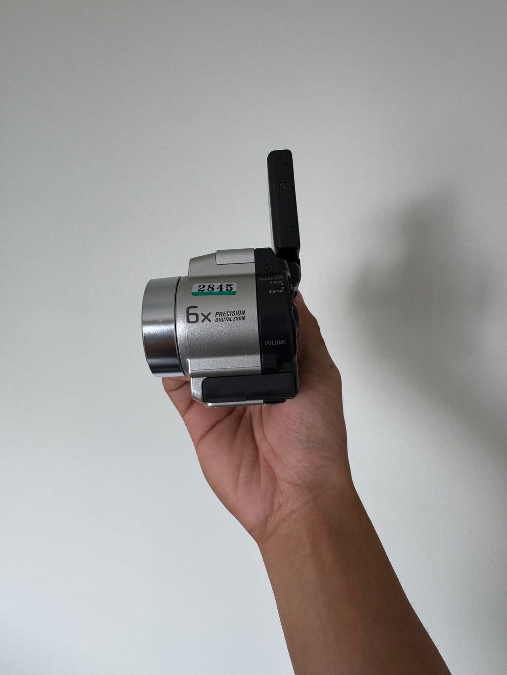 Sony Cyber-shot DSC-S50 | Flip Screen Selfie Cam | 2.1MP Rare Y2K Lo-Fi CCD [Full Set]